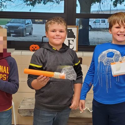 4th Grade Science Class Creates Astronaut Tool